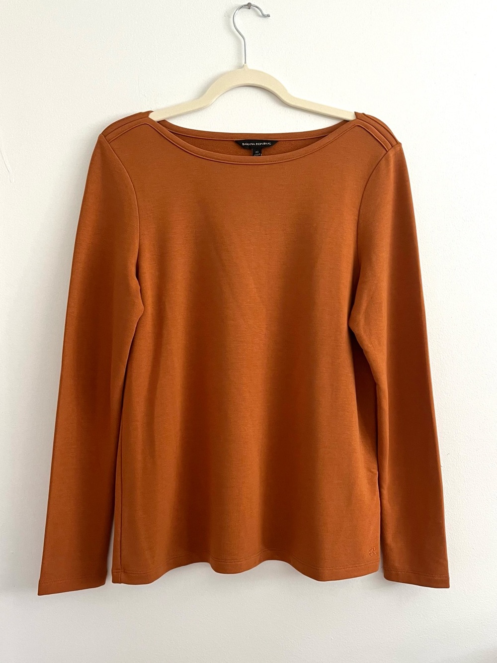 Banana Republic Boatneck Long-Sleeve Terracotta Soft Classic Basic Shirt Top